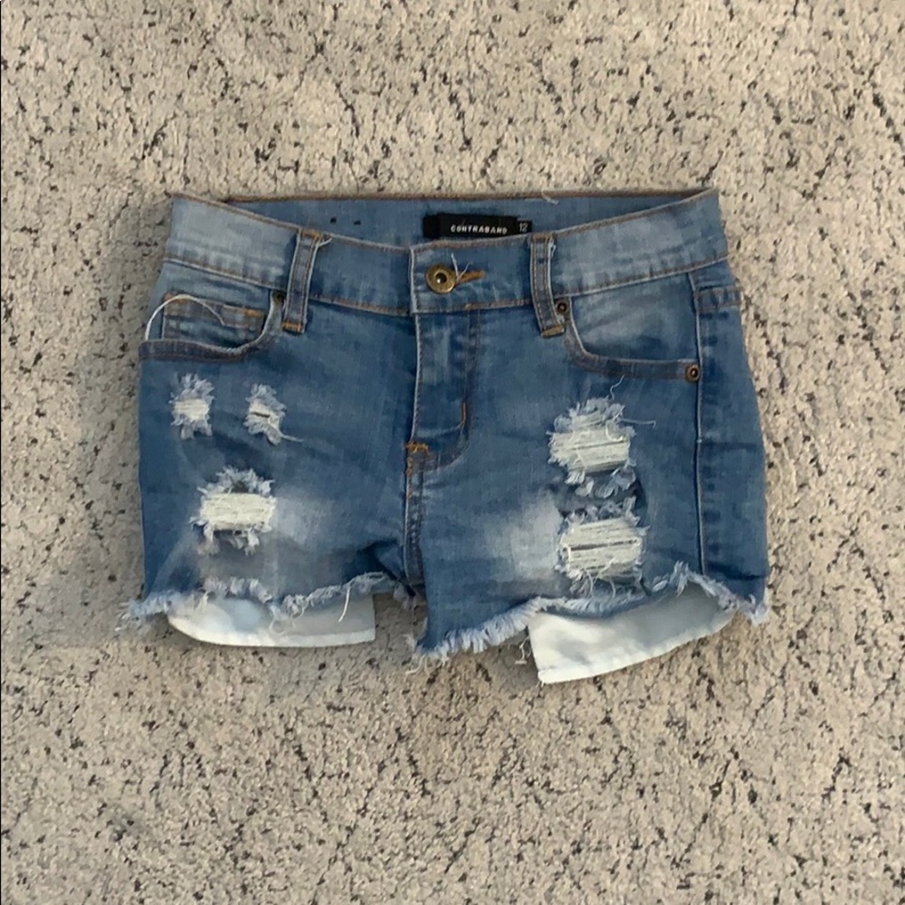 Jean shorts that girls will ❤️